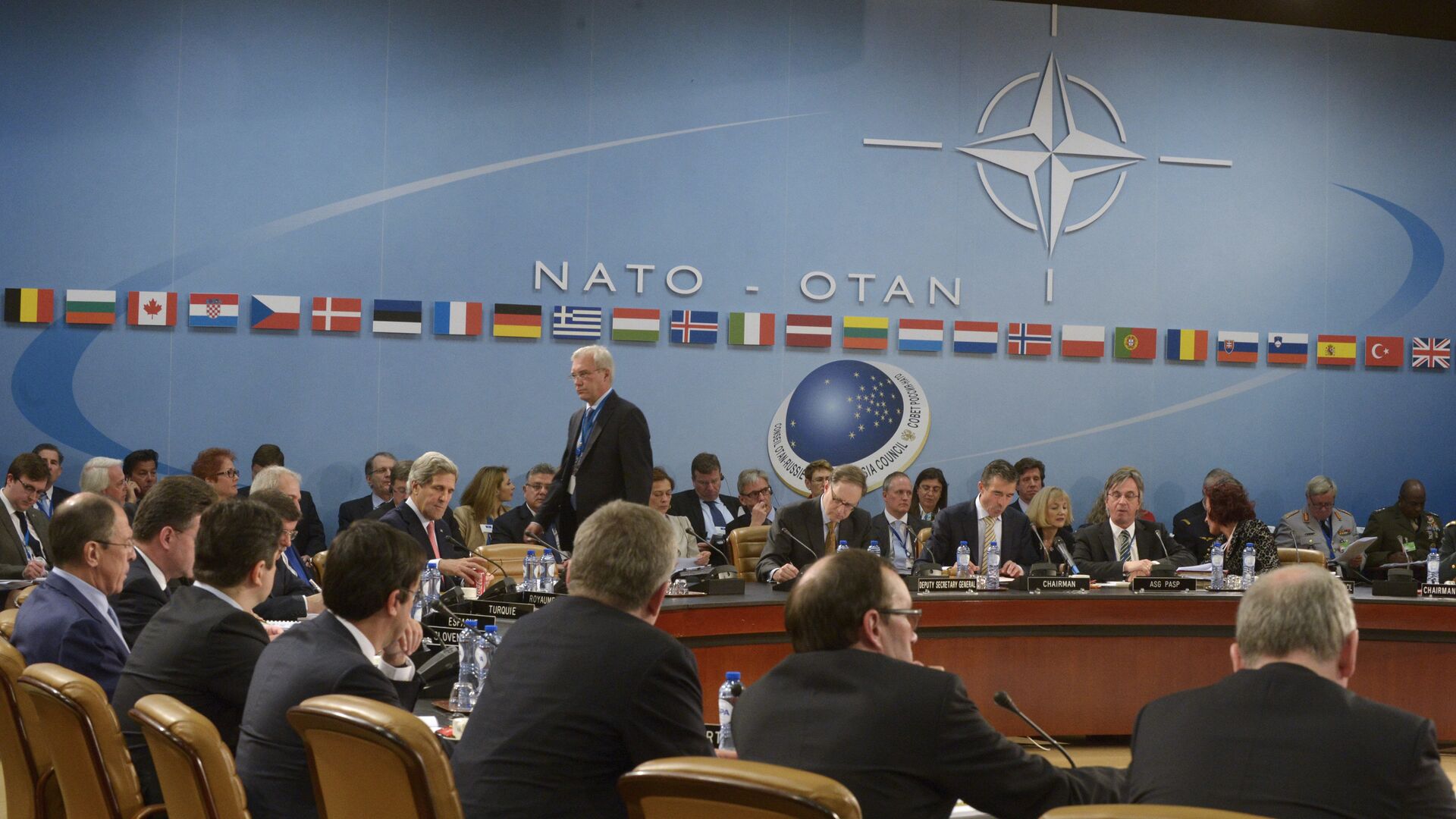 Заседание Совета Россия - НАТО в Брюсселе. 2013 год  - РИА Новости, 1920, 12.01.2022