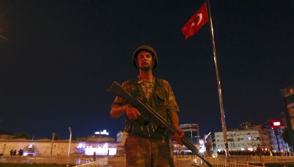 Военные в Стамбуле. 16 июля 2016