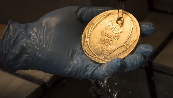 Производство медалей для Олимпийских игр в Рио-де-Жанейро