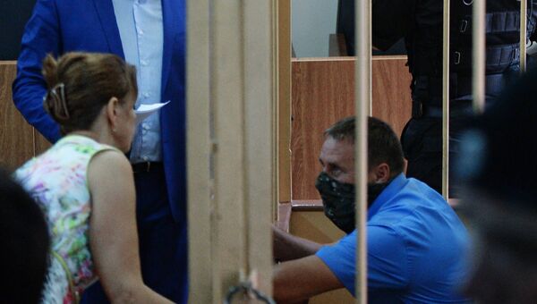 Заместитель начальника управления собственной безопасности СК РФ Александр Ламонов в Лефортовском суде Москвы, где рассматривается ходатайство следствия о его аресте