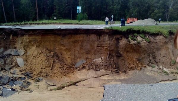 Последствия потопа в селе Батурово, Алтайский край