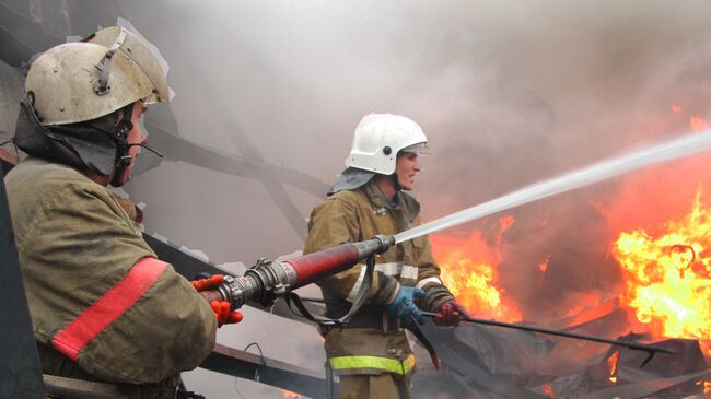 Тушение пожара. Архивное фото