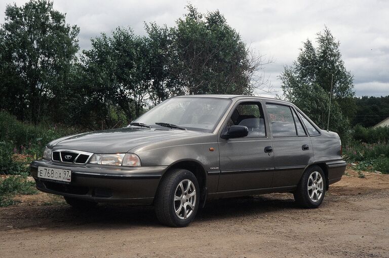 Автомобиль Daewoo Nexia Автомобиль Daewoo Nexia