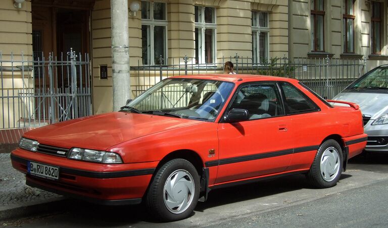 Автомобиль Mazda 626 Автомобиль Mazda 626
