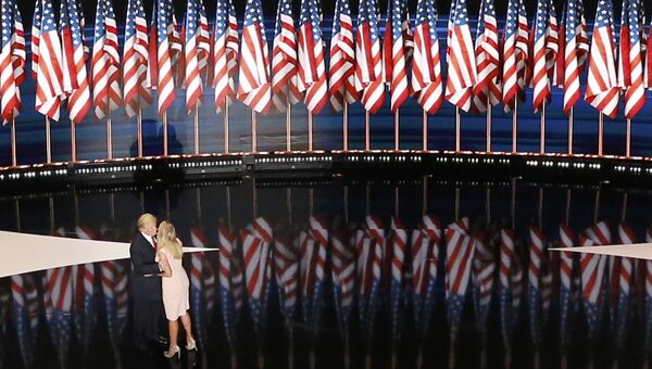 Дональд Трамп с дочерью Иванкой на съезде Республиканской партии США в Огайо. 22 июля 2016