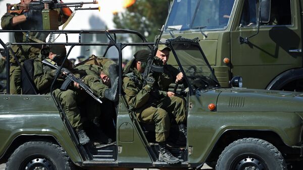 Военнослужащие 201-й российской военной базы. Архивное фото
