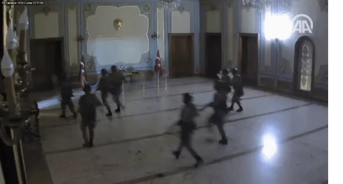 Захват здания администрации в Стамбуле во время попытки переворота