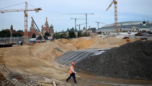 Строительство комплекса Зарядье в Москве