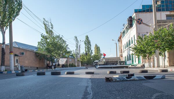 Территория захваченного полка ППС полиции района Эребуни в Ереване. Архивное фото