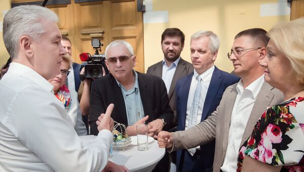 Мэр Москвы С.Собянин встретился с доверенными лицами партии Единая Россия. 25 июля 2016