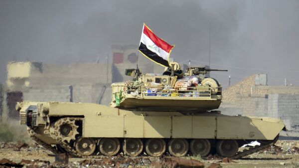 Иракские войска ведут бои с боевиками ИГ . Архивное фото