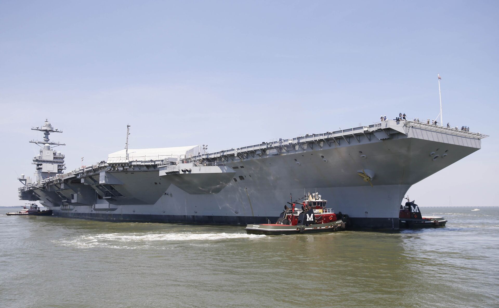 Авианосец USS Gerald R. Ford (CVN-78)  - РИА Новости, 1920, 01.12.2021