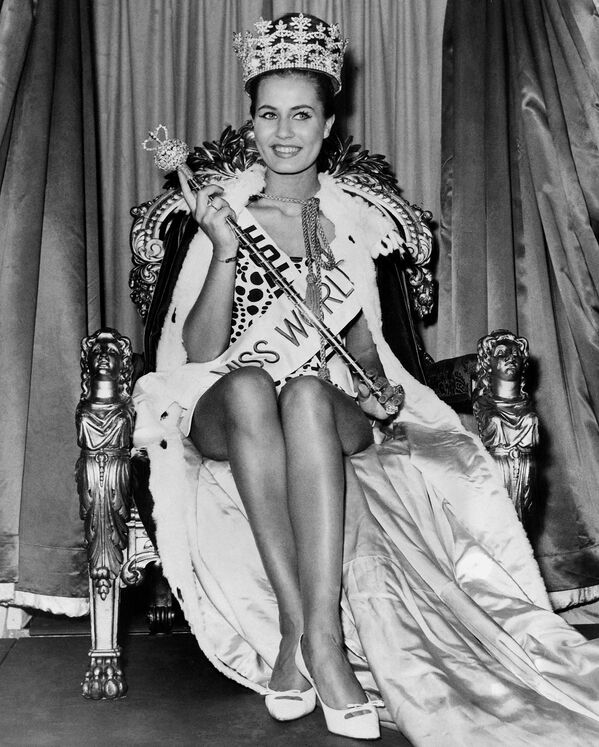 Победительница конкурса Мисс Мира Катарина Лоддерс из Голландии, 1962 год