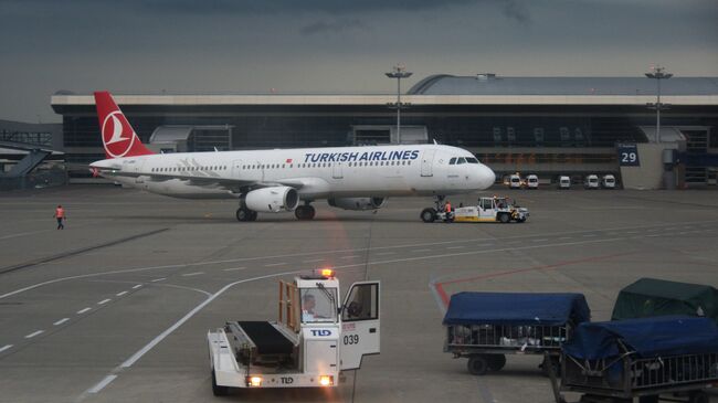 Самолет Airbus A321 авиакомпании Turkish Airlines. Архивное фото