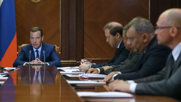 Дмитрий Медведев провел совещание о расходах федерального бюджета на 2017–2019 годы в части развития оборонной промышленности. 28 июля 2016