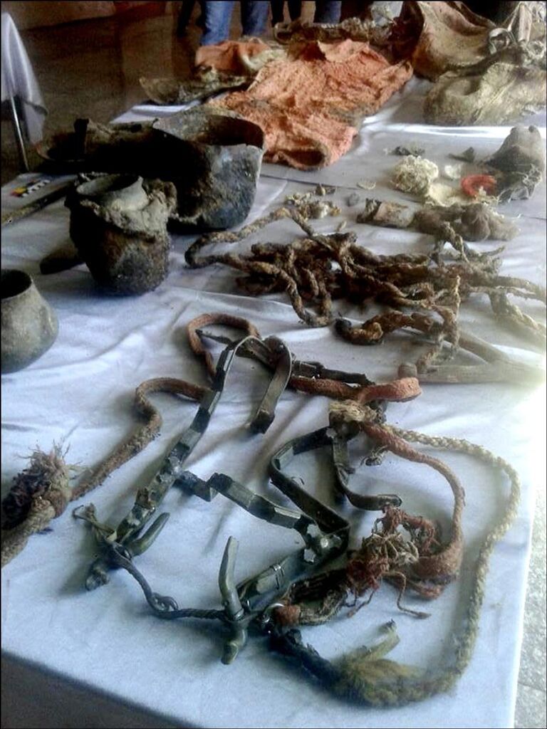 Археологи обнаружили в горах Алтая мумию в кроссовках Археологи обнаружили в горах Алтая мумию в кроссовках
