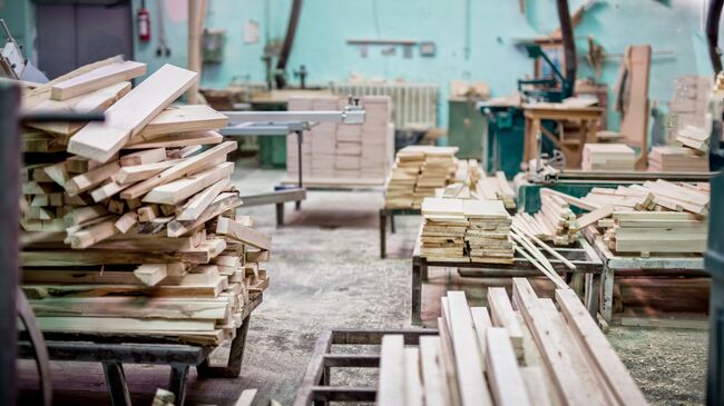 Предприятие по переработке древесины. Архивное фото