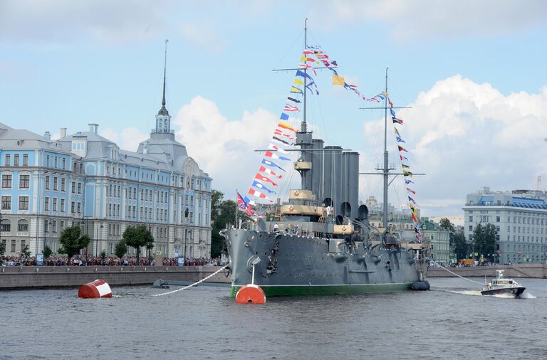 Празднование Дня Военно-Морского флота в Санкт-Петербурге