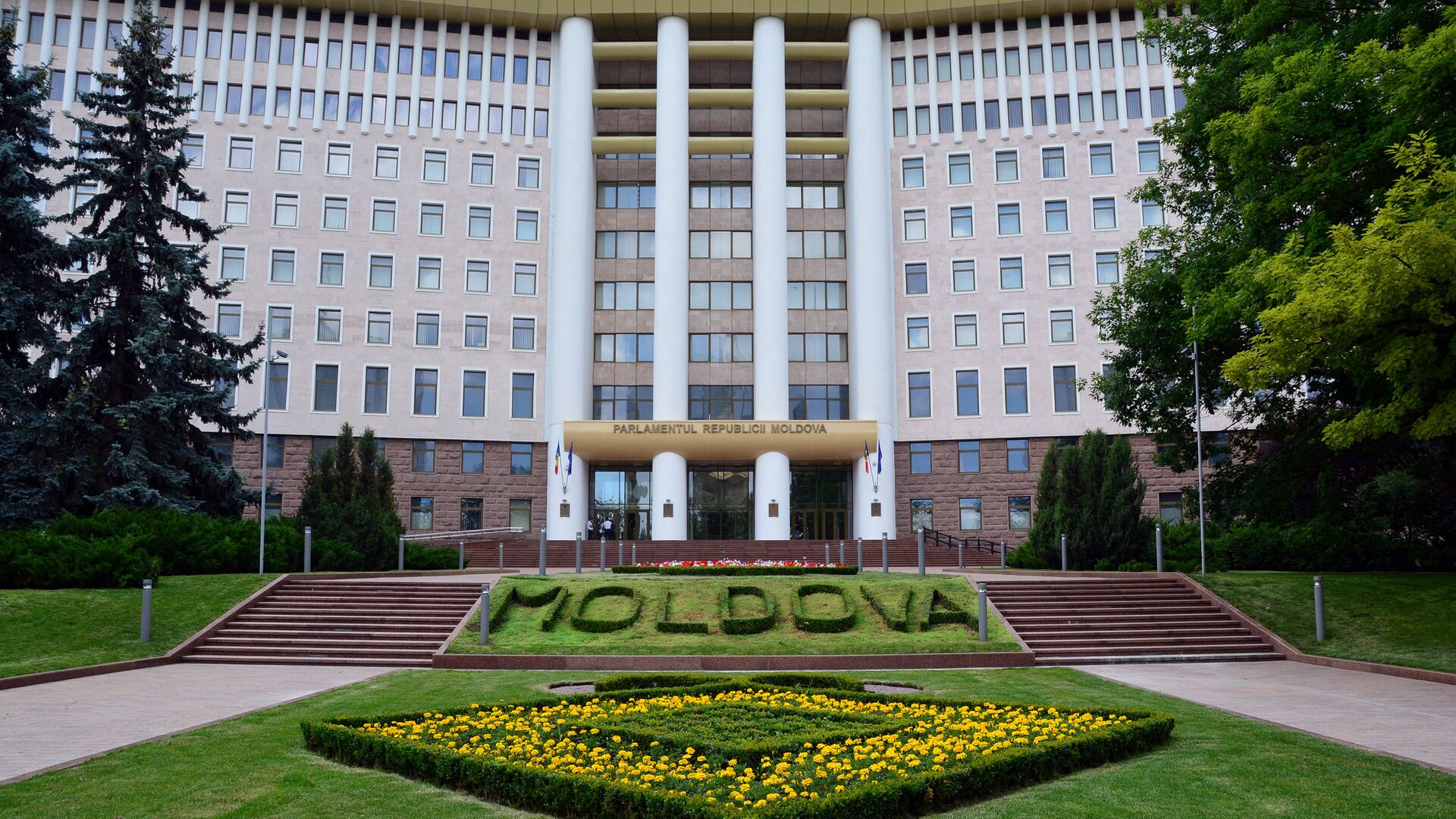 Здание парламента Молдавии в Кишиневе - РИА Новости, 1920, 05.07.2023
