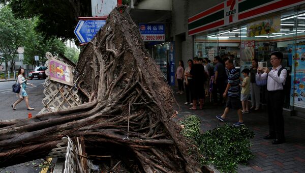 Последствия тайфуна Нида в Гонконге. 2 августа 2016