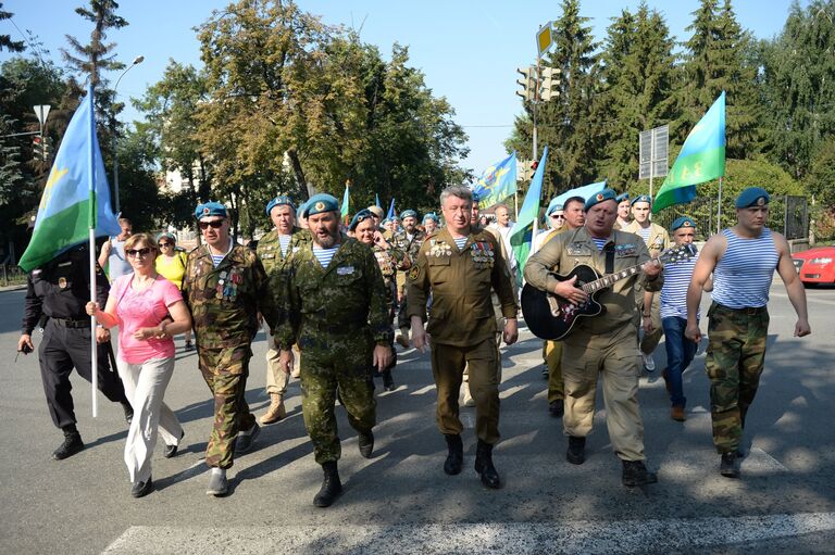 Празднование дня ВДВ в Екатеринбурге