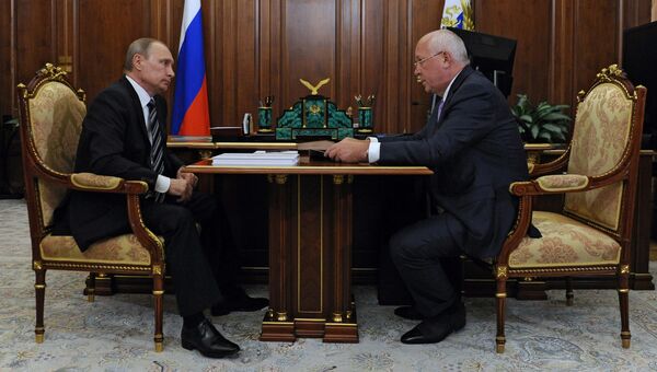 Встреча президента РФ В. Путина c главой госкорпорации Ростех С. Чемезовым. 2 августа 2016