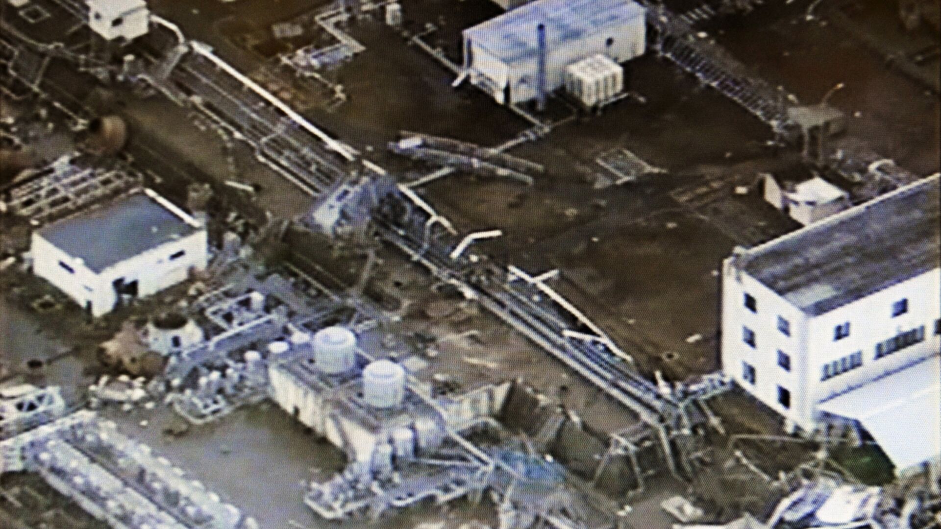 Последствия аварии на АЭС Фукусима-1 в марте 2011 года  - РИА Новости, 1920, 13.04.2021