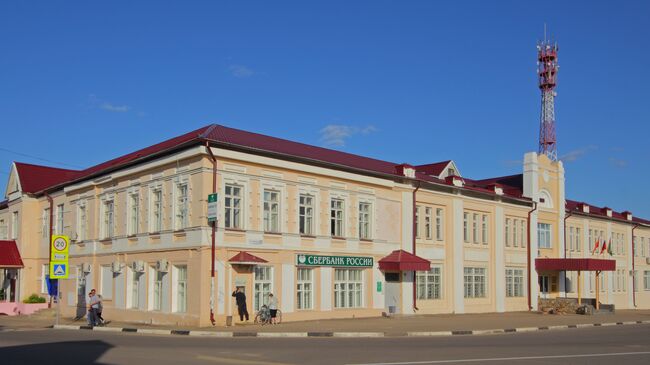 Площадь Карла Маркса в городе Талдом, Московская область, Россия. Архивное фото