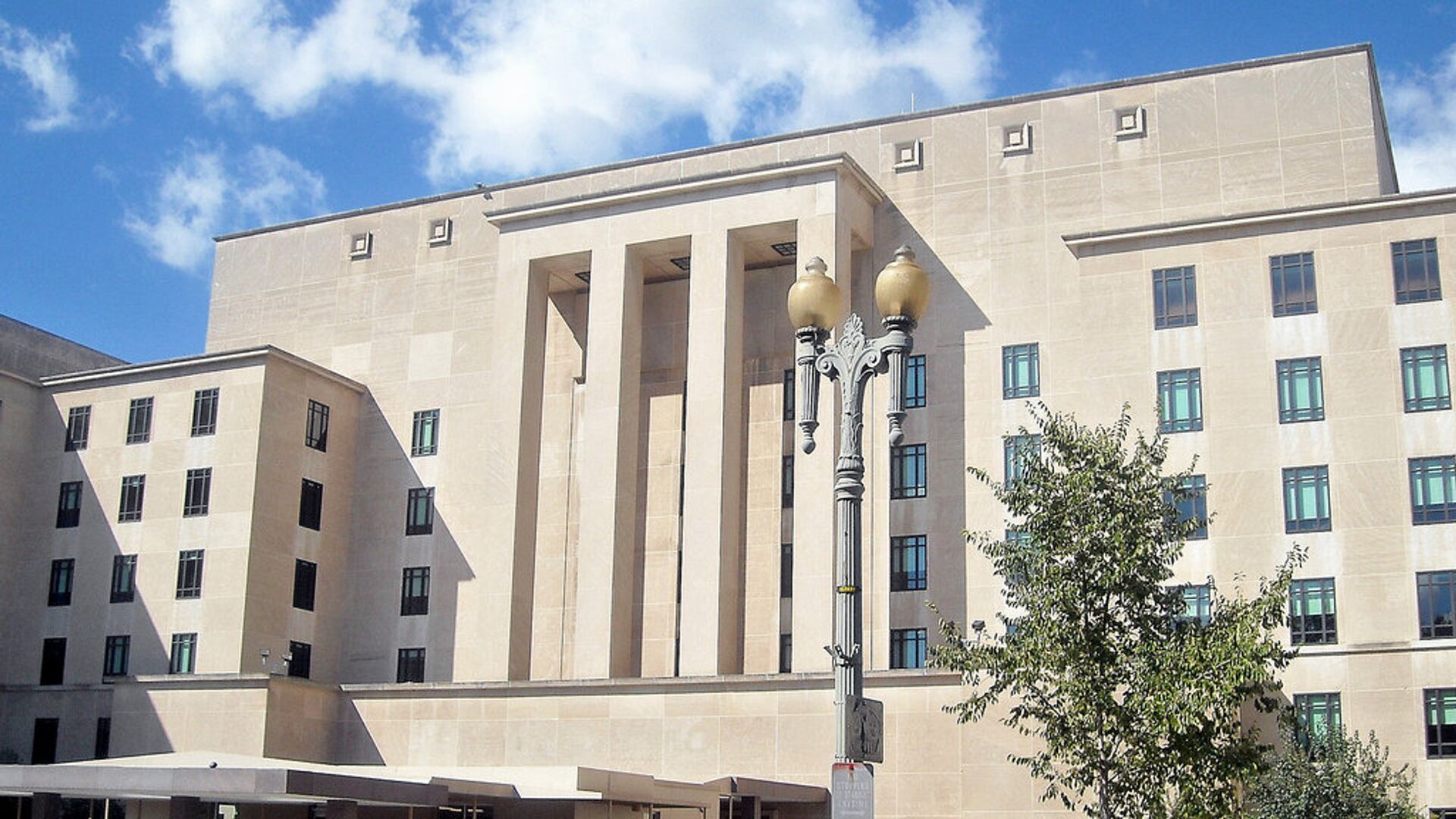 Здание Госдепартамента США в Вашингтоне - РИА Новости, 1920, 29.04.2022