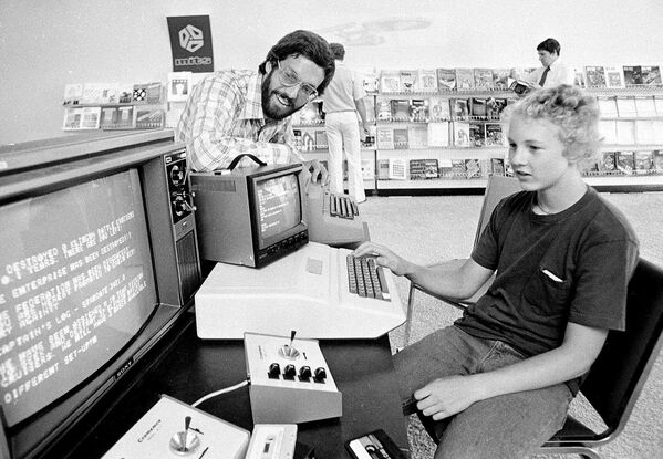 Компьютерный магазин в Лос-Анджелесе, 1977 год