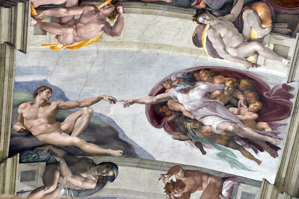 Роспись потолка Сикстинской капеллы работы Микеланджело