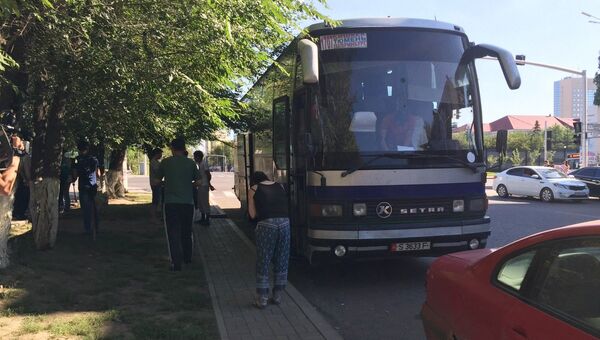 Автобус, следующий по мартшруту Екатеринбург-Бишкек