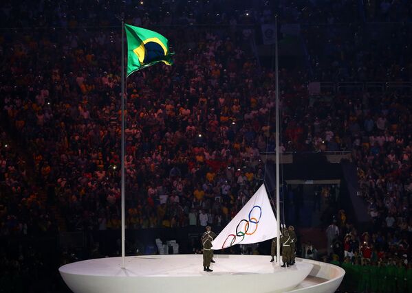 Президент оргкомитета Рио-2016 Карлос Нузман поблагодарил олимпийскую семью за то, что Рио-де-Жанейро стал еще прекраснее.