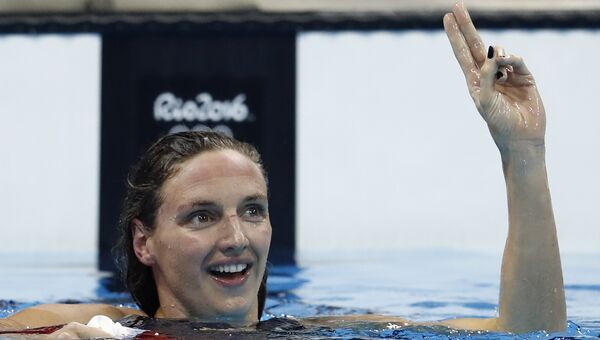 Венгерка Катинка Хошсу завоевала золотую медаль и обновила мировой рекорд в плавании комплексом на 400 м на Олимпиаде в Рио