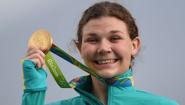 Кэтрин Скиннер (Австралия), завоевавшая золотую медаль по стендовой стрельбе в упражнении трап среди женщин на XXXI летних Олимпийских играх