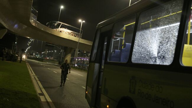 Обстрел автобуса с прессой в олимпийском Рио-де-Жанейро. 9 августа 2016
