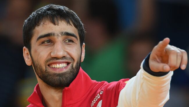 Дзюдоист Хасан Халмурзаев, завоевавший золотую медаль на XXXI летних Олимпийских играх