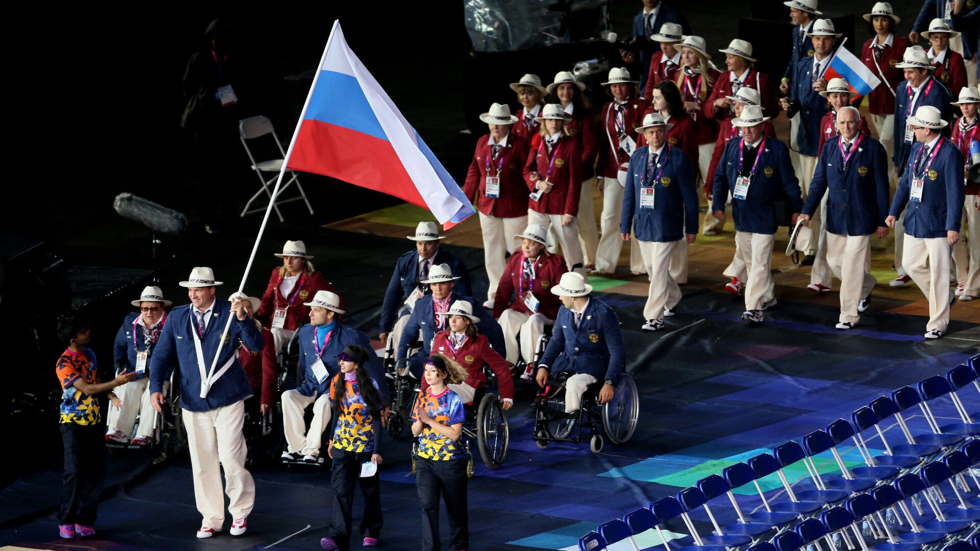 Паралимпийская сборная России во время церемонии открытия летних Паралимпийских игр в Лондоне - РИА Новости, 1920, 24.08.2021