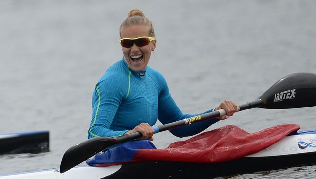 Байдарочница Елена Анюшина на чемпионате России по гребле на байдарках и каноэ на Гребном канале в Крылатском