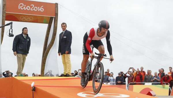 Швейцарский велогонщик Фабиан Канчеллара на старте в Рио-де-Жанейро