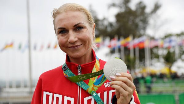 Ольга Забелинская, завоевавшая серебряную медаль по шоссейному велоспорту среди женщин на XXXI летних Олимпийских играх