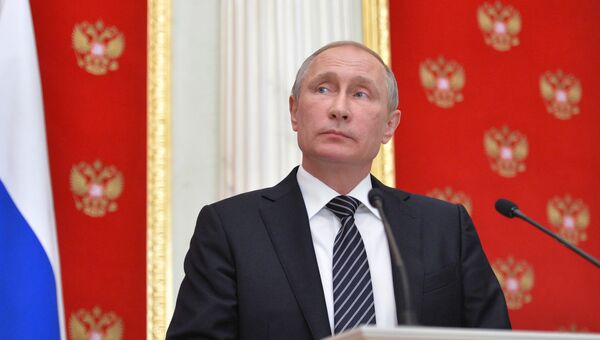 Президент России Владимир Путин во время совместного с президентом Армении Сержем Саргсяном подхода к прессе по итогам встречи в Кремле. 10 августа 2016