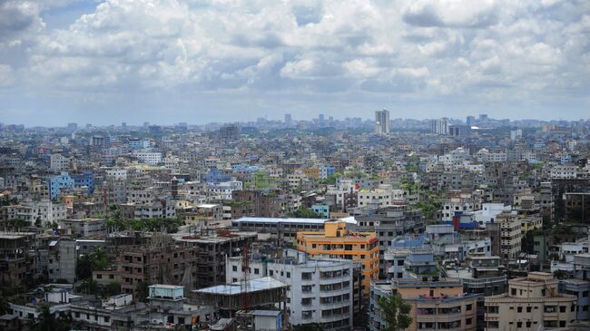 Панорама столицы Бангладеш города Дакка. Архивное фото