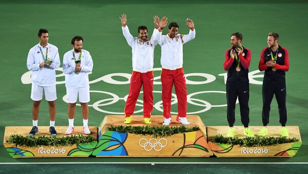 Испанцы Рафаэль Надаль и Марк Лопес завоевали золото Олимпиады в Рио. 13 августа 2016 год