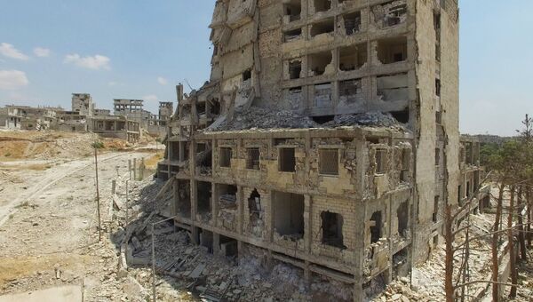 Разрушенное здание в квартале Бани-Зейд на севере Алеппо. Сирия. Архивное фото