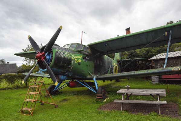 Самолёт Ан-2 - экспонат частного музея восстановленной авиа- и автотехники