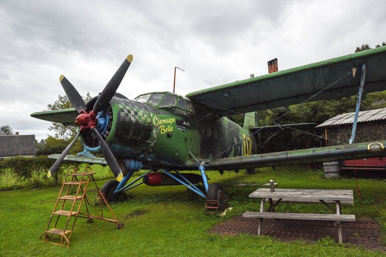 Самолёт Ан-2 - экспонат частного музея восстановленной авиа- и автотехники