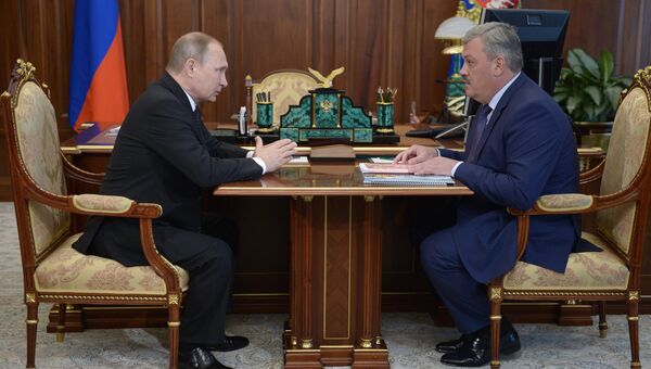 Президент РФ В. Путин встретился с врио главы Республики Коми С. Гапликовым