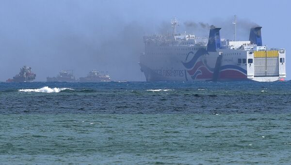 Пожар на круизном судне Caribbean Fantasy у берегов Сан-Хуан-Харбор