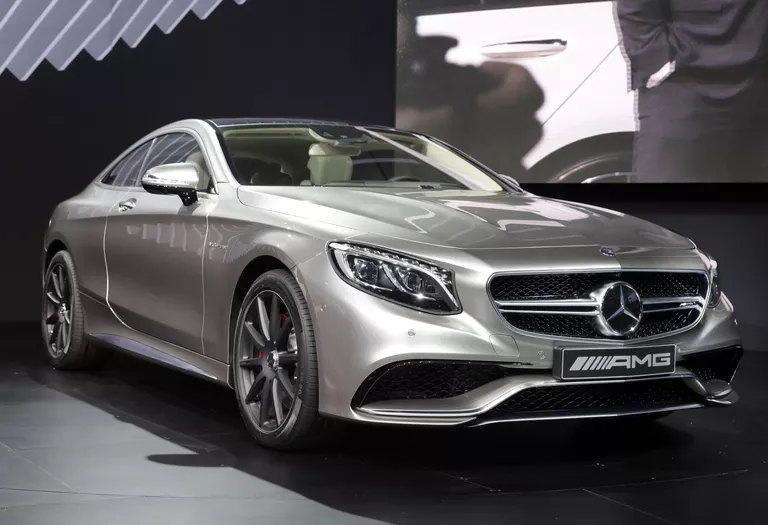 Автомобиль Mercedes Benz S63 AMG Автомобиль Mercedes Benz S63 AMG